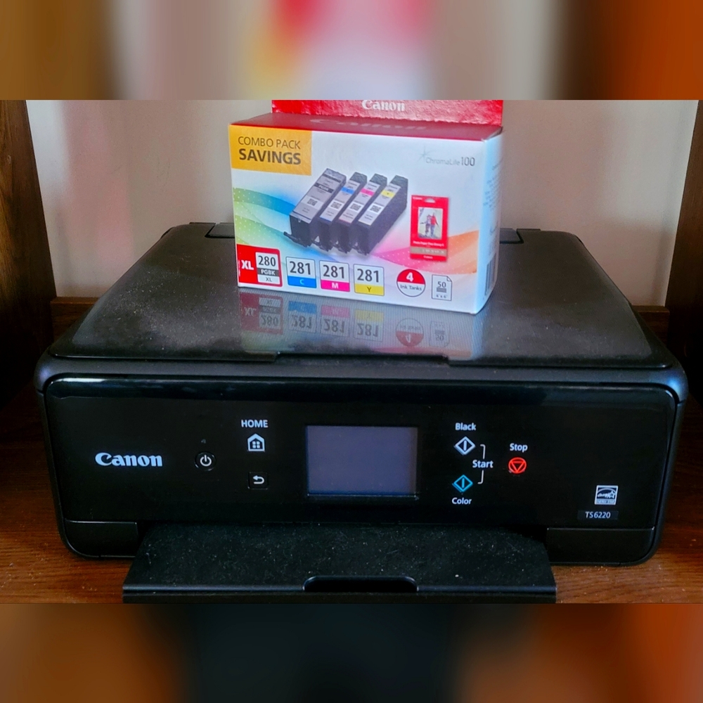 Canon Color Printer & Scanner with extra print catridges